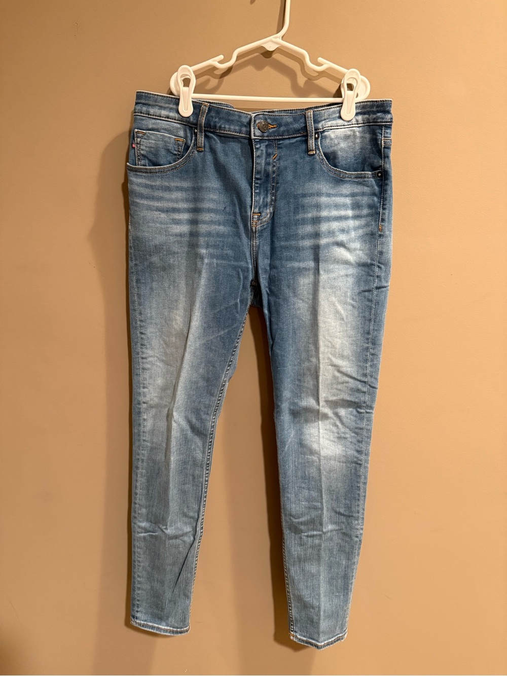 Vigoss Brand Classic Light Blue Women's Jeans In Pristine Condition, Size 31